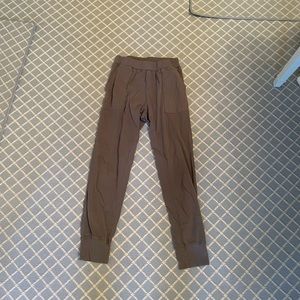 Coyuchi Women’s Solstice Jogger (imperfections pictured)